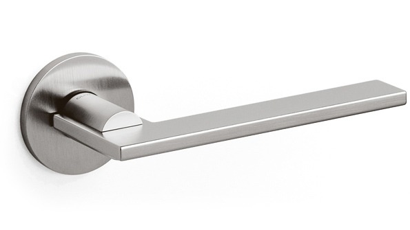 OPEN LEVER SET ON RR ISN